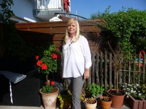 Marcela (Czech Republic, Praha 1 - 59 Years)