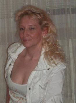 Nada (Czech Republic, Bolevec - 36 Years)