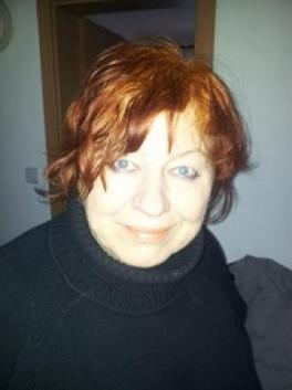 Zuzana (Czech Republic, Praha 8 - age 73)