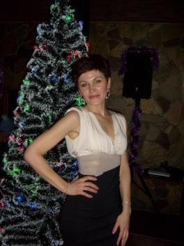 Yulia (Russia, Ekaterinburg - 44 Years)