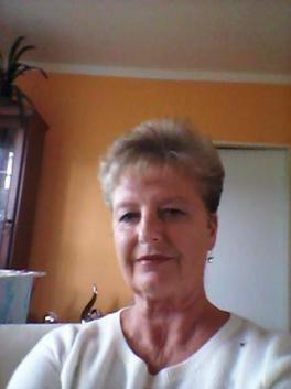 Bozena (Czech Republic, Minkovice - 61 Years)