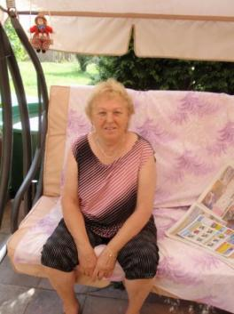 Melanie (Czech Republic, Karlovy Vary - age 69)