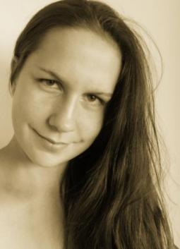 Anna (Czech Republic, Hrušovany u Brna - age 22)
