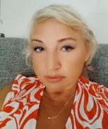 Enike ( Czech Republic, Karlovy Vary - age 49)