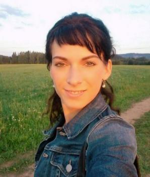 Renata (Czech Republic, Vrchlabí - 35 Years)