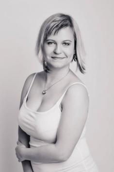 Anna (Czech Republic, Hluk - 26 Years)