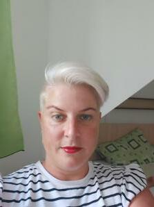 Iva (Czech Republic, Karlovy Vary - age 41)