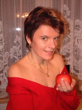 Leona (Czech Republic, Napajedla - 41 Years)