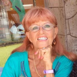 Olga (Mexico , Chapala - age 73)