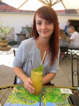 Aneta (Czech Republic, Plzeň - age 28)
