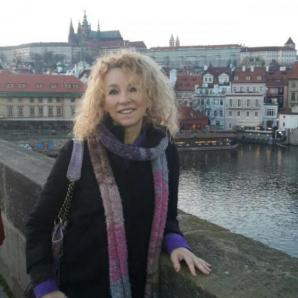 Renata (Czech Republic, Praha 4 - age 48)