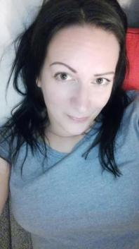 Sylvie (Czech Republic, Praha 9 - age 36)