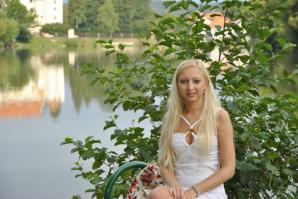 Jana (Czech Republic, Praha 4 - 27 Years)