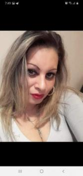 Laura (Czech Republic, Karlovy Vary - age 43)