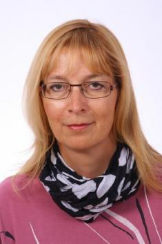 Jarmila (Czech Republic, Praha 9 - 53 Years)