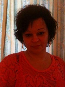 Larisa (Slovakia, Komarno - 43 Years)
