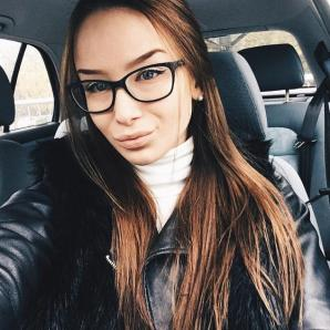 Bianca (Slovakia, Bratislava - age 21)